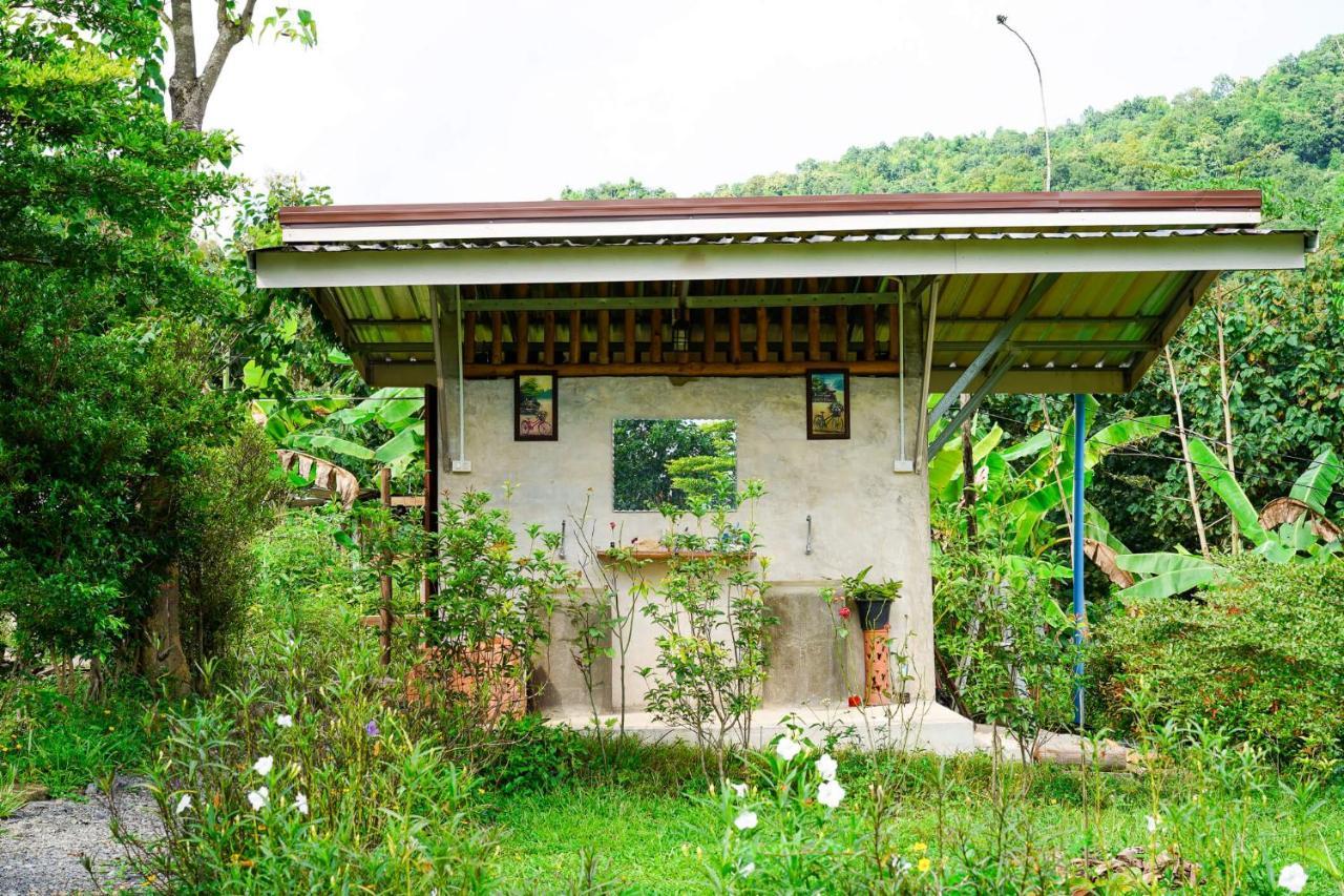 True Nature Chiang Mai - Yoga & Meditation Homestay Retreat Dış mekan fotoğraf